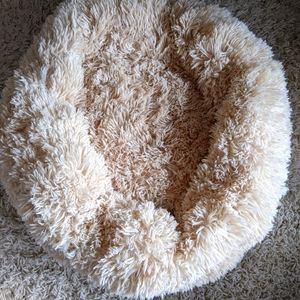 Slowton pet calming bed medium